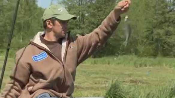 Матчевая ловля: техника ловли на мелководье